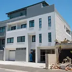 Apartment 9, The Park